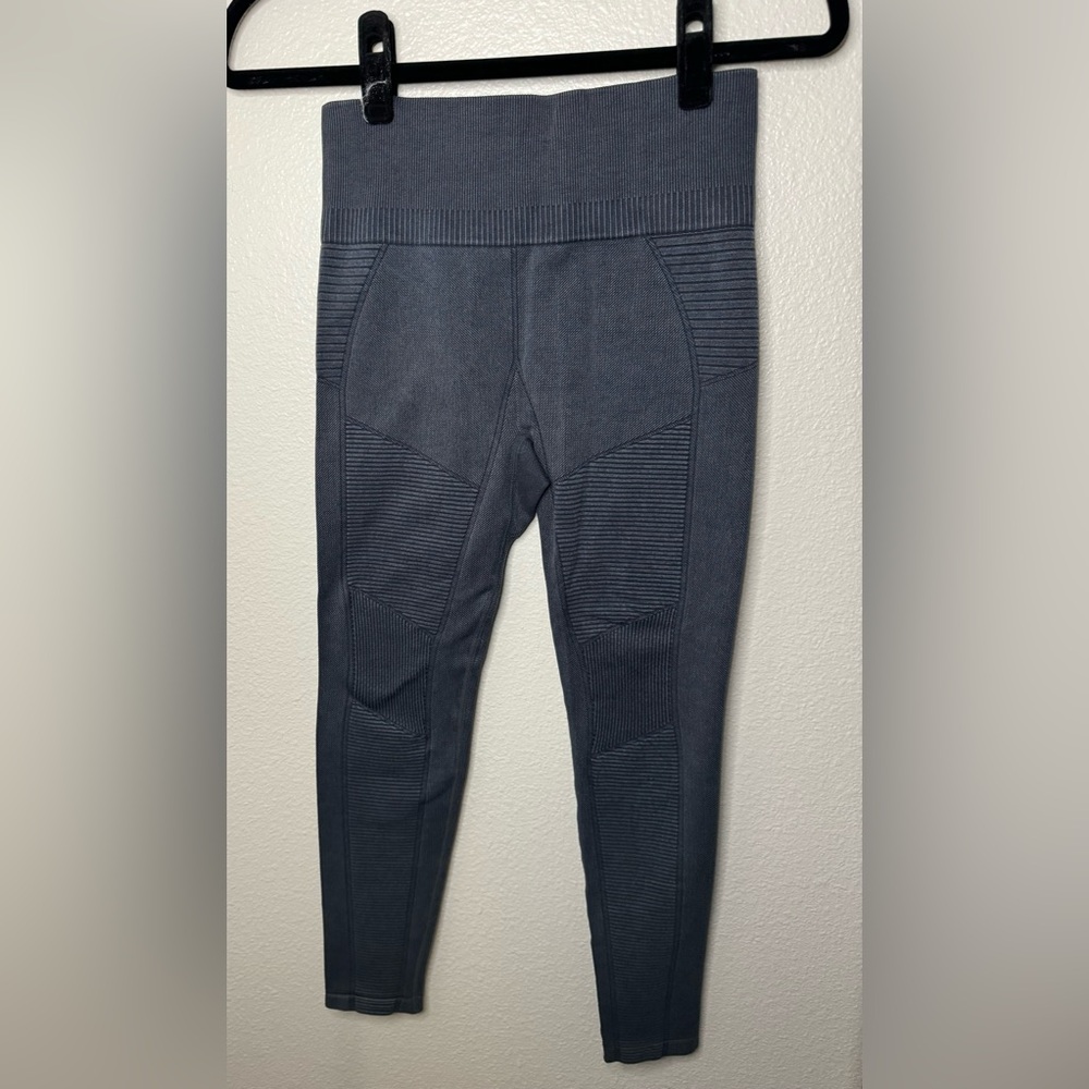 AVOCADO Avomuse Seamless leggings